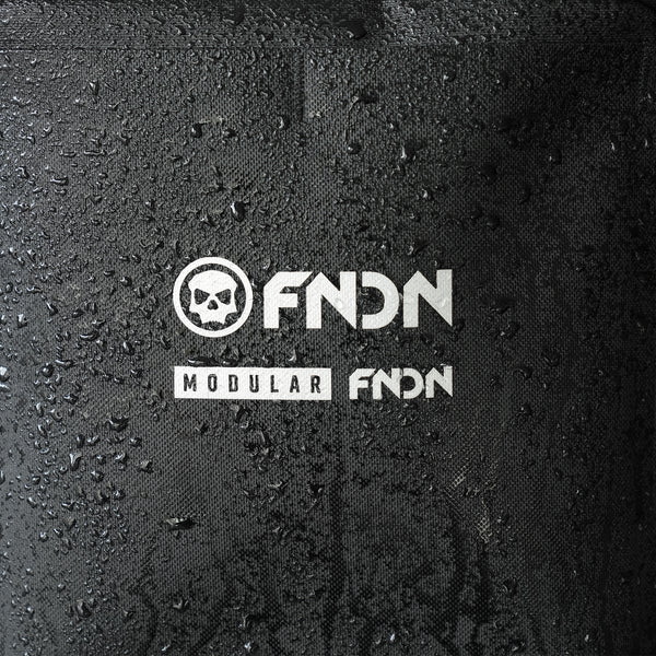 FNDN® TECH SLING BAG - BLACK