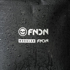 FNDN® TECH SLING BAG - BLACK