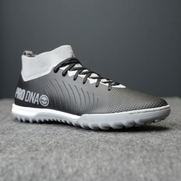 PRO DNA TRAINING DIVISION TURF CLEATS