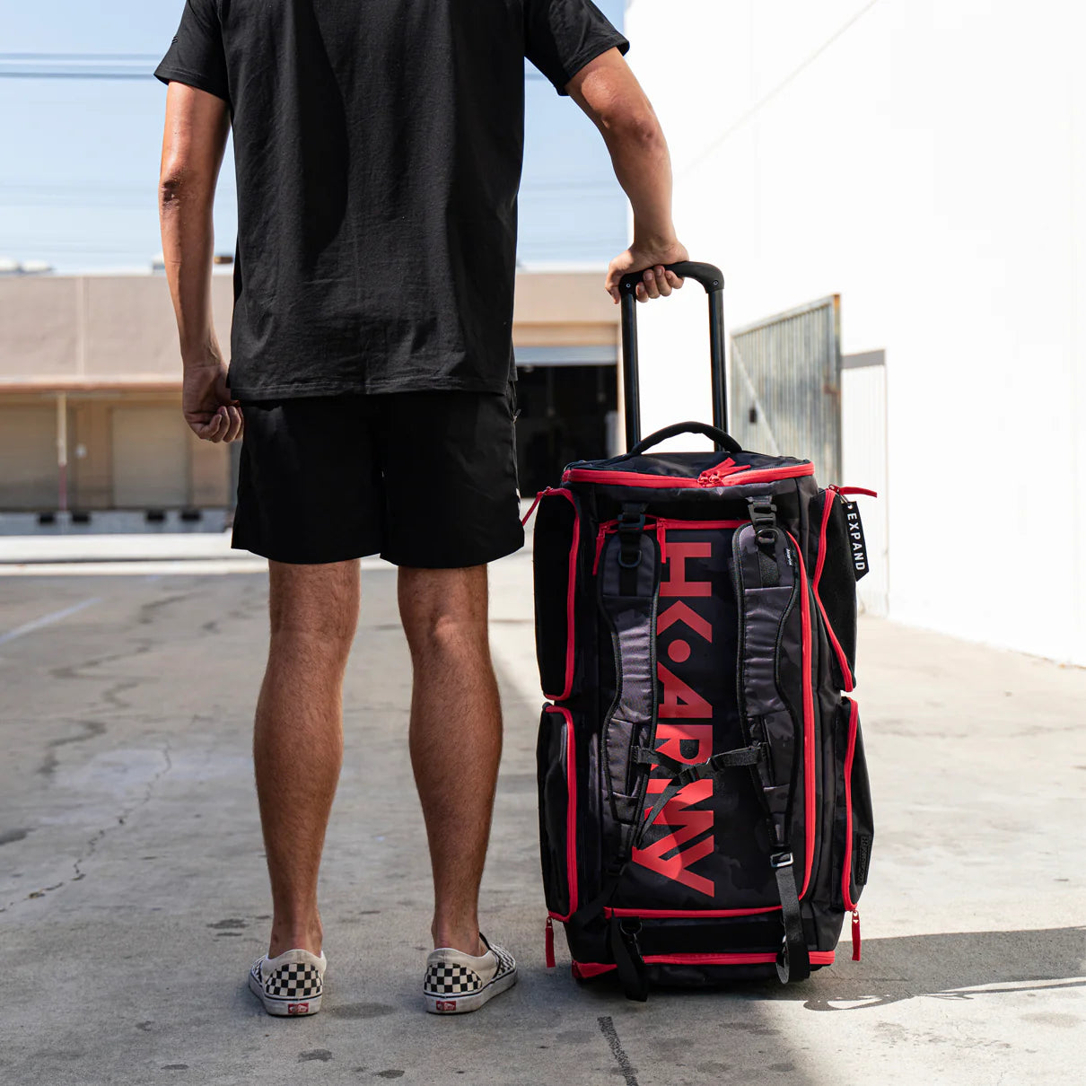 Expand 75L - Roller Gear Bag - Shroud Black/Red