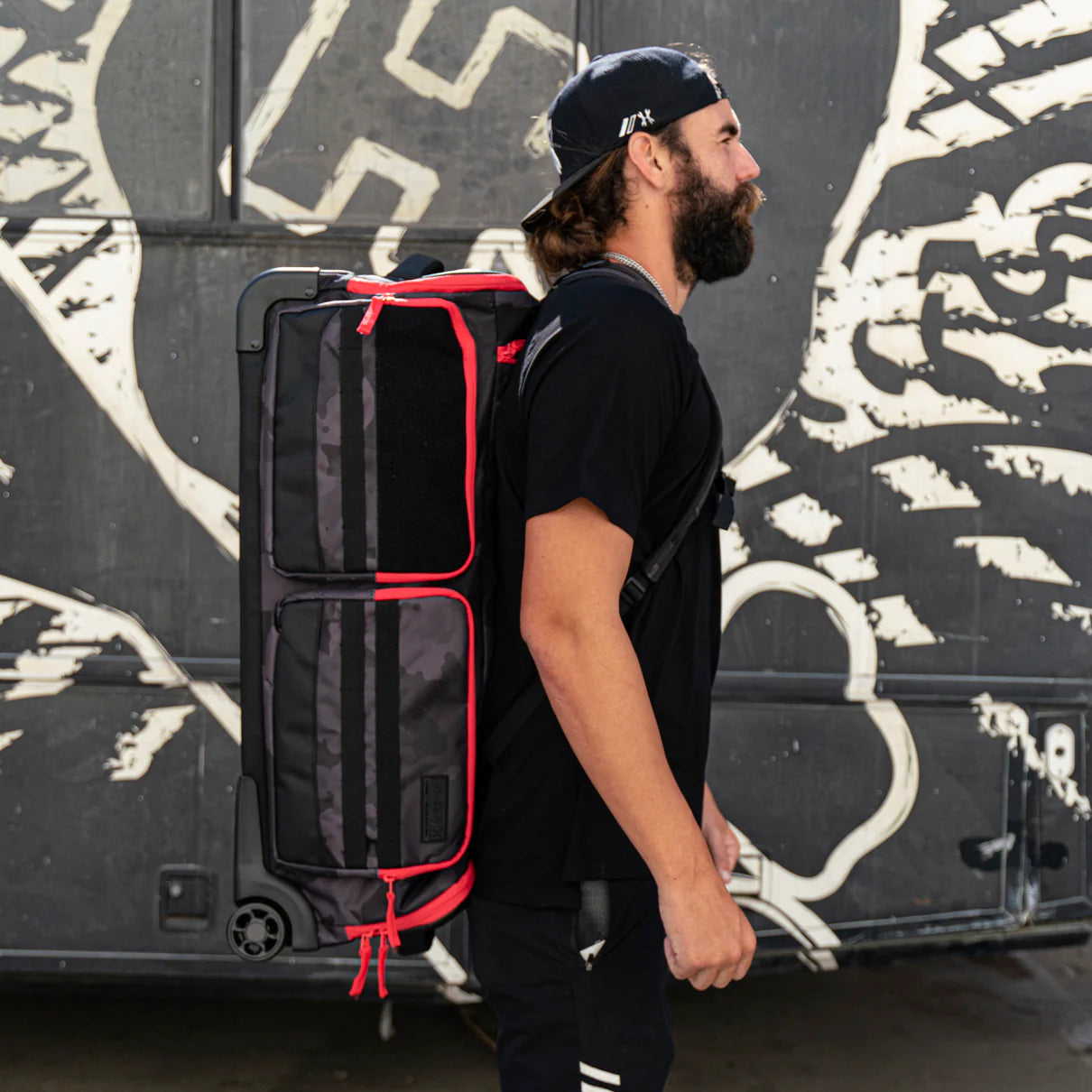 Expand 75L - Roller Gear Bag - Shroud Black/Red